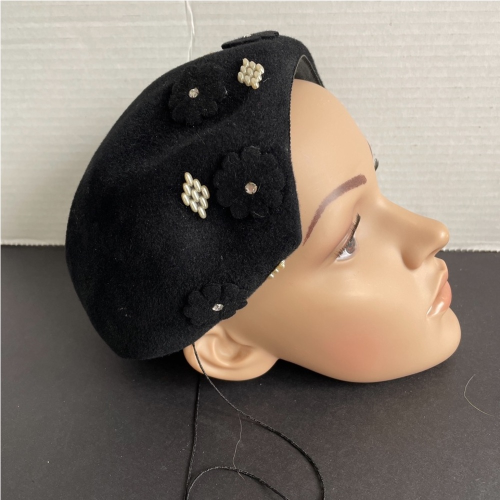 Vintage black hat